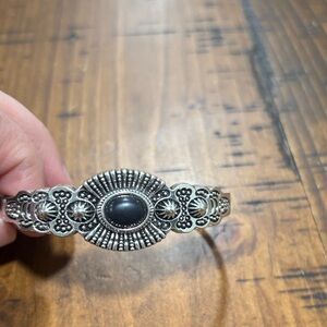Vintage Elegant Black and Silver Women's Bracelet with Onyx stone